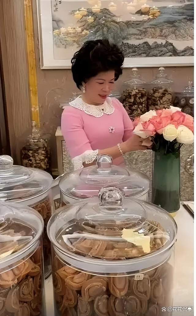 网红炫电竞竞猜官网富已无出路(图4)